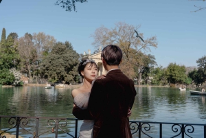 Rome: Private photoshoot at the Trevi Fountain Golden Hour