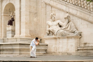 Rome: Private photoshoot experience at the Colosseum