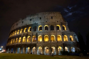 Rome: Private Sightseeing Night Tour by Car