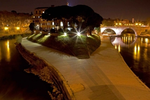 Rome: Private Sightseeing Night Tour by Car