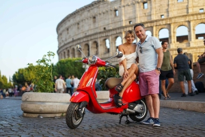 Rome Professional Photoshoot with free transport with Vespa