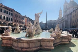 Rome Squares and Fountains Tour & River Boat Hop On Hop Off