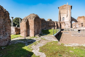 Roma: Recorrido por las plazas romanas con el Coliseo y el Foro Romano