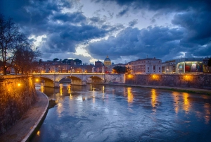 Rome: Evening Walking Tour by Moonlight