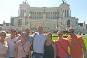 Rome: Fun Treasure Hunt with Prizes around the City Center