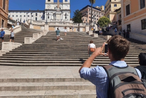 Rome: Fun Treasure Hunt with Prizes around the City Center