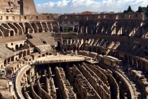 Rome: Skip-the-Line Roman Forum, Palatine & Colosseum Tour