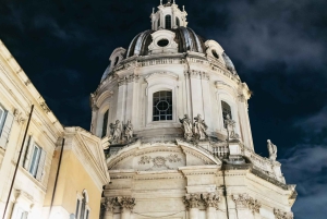 ローマ：少人数で行く、月光の下の街の見どころウォーキングツアーをお楽しみください