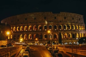 Rome: Small-Group Night Tour with Pizza and Gelato