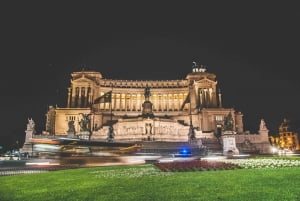 Rome: Small-Group Night Tour with Pizza and Gelato