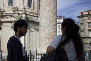 Rome: Small Group Walking Tour in English or Spanish