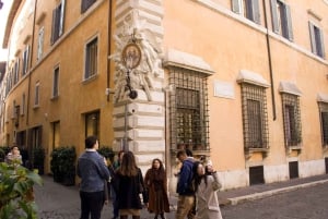 Rome: Small Group Walking Tour in English or Spanish