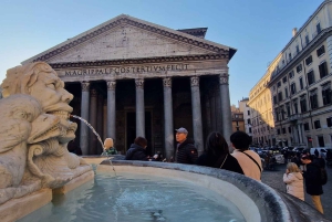 Rome: Spanish Steps, Trevi Fountain & Pantheon Walking Tour