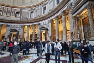Rome: Spanish Steps, Trevi Fountain & Pantheon Walking Tour