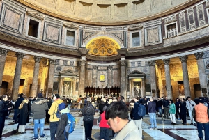 Rome: Spanish Steps, Trevi Fountain & Pantheon Walking Tour