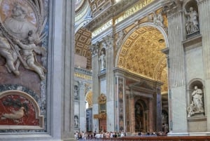 Roma: Visita à Basílica de São Pedro, La Pietà e Túmulos Papais