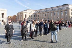 Rome: Guided Tour of St. Peter's Basilica and Papal Tombs