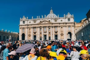 Rome: Guided Tour of St. Peter's Basilica and Papal Tombs