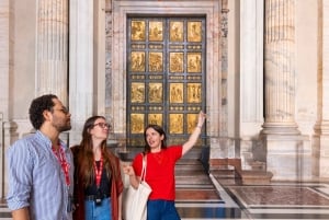 Rom: Eksprestur til Peterskirken, grotter og den hellige dør