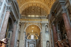 Rom: Tur til Peterskirken, La Pietà og de pavelige grave