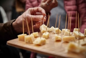 Rome: Testaccio Neighborhood Food Tour with Market Visit