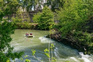 Rome: Tiber River Urban Rafting Tour with Roman Pizza