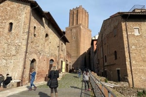 Rome: Trajan Markets Experience with Multimedia Video