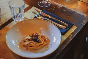 Roma: Tour gastronomico romano di Trastevere guidato a piedi