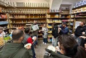 Rom: Trastevere Trastevere & Tiber Island Street matupplevelse vid solnedgången