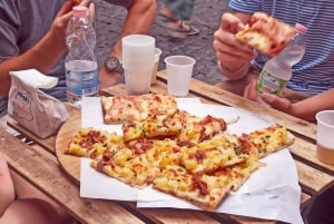 Rom: Trastevere Trastevere & Tiber Island Street matupplevelse vid solnedgången