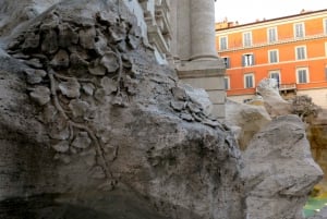 Rome: Trevi Fountain and Underground Guided Tour