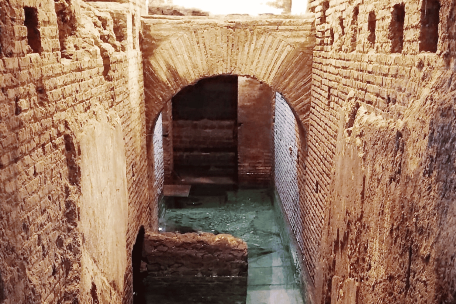 Rom: Trevifontænen under jorden tur med en lille gruppe