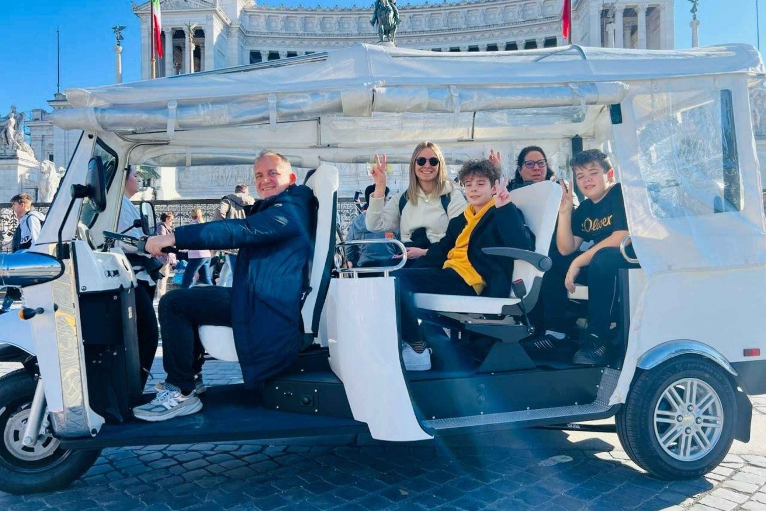 Rome: City Center Private Tour With Tuk-Tuk