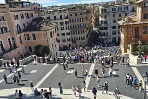 Rome: Tour of the Rome City Center With Tuk Tuk