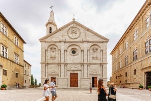 Rom: Dagsutflykt till Toscana och Montepulciano med lunch och vin