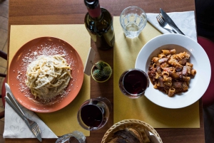 Roma: Tour gastronomico di Trastevere al crepuscolo con degustazione di vino