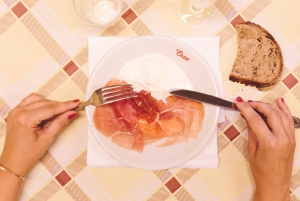 Roma: Tour gastronomico di Trastevere al crepuscolo con degustazione di vino