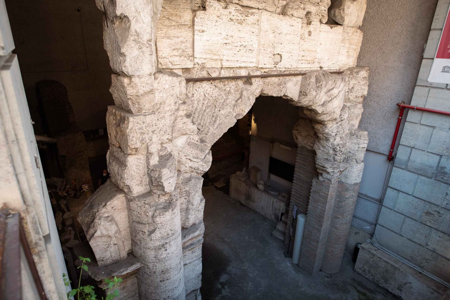 Rome Walking Tour: Pantheon, Piazzas & Navona Underground