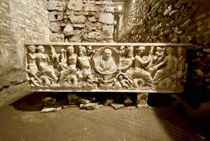 Rome: Underground Trastevere Guided Walking Tour