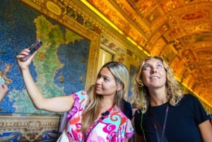 Rome: Vatican Evening Tour with Sistine Chapel and Museums