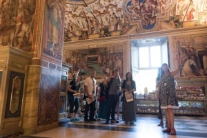 Rome: Vatican City Highlights Tour with Skip-the-Line Entry
