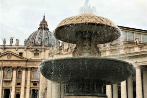 ローマバチカン、コロッセオ、主要広場ツアー（昼食・車付