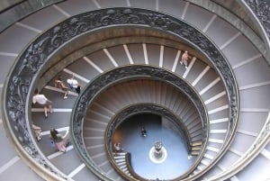 Rome: Vatican Museum and Sistine Chapel Tour in Dutch