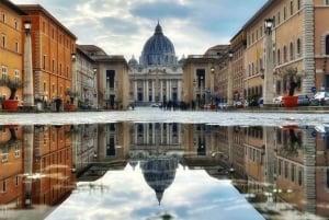 ローマバチカン美術館とシスティーナ礼拝堂チケット付きツアー