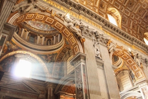 Roma: biglietto d'ingresso rapido ai Musei Vaticani e guida opzionale