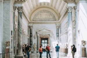 Рим: экскурсия по музеям Ватикана, Сикстинской капелле и базилике Святого Петра