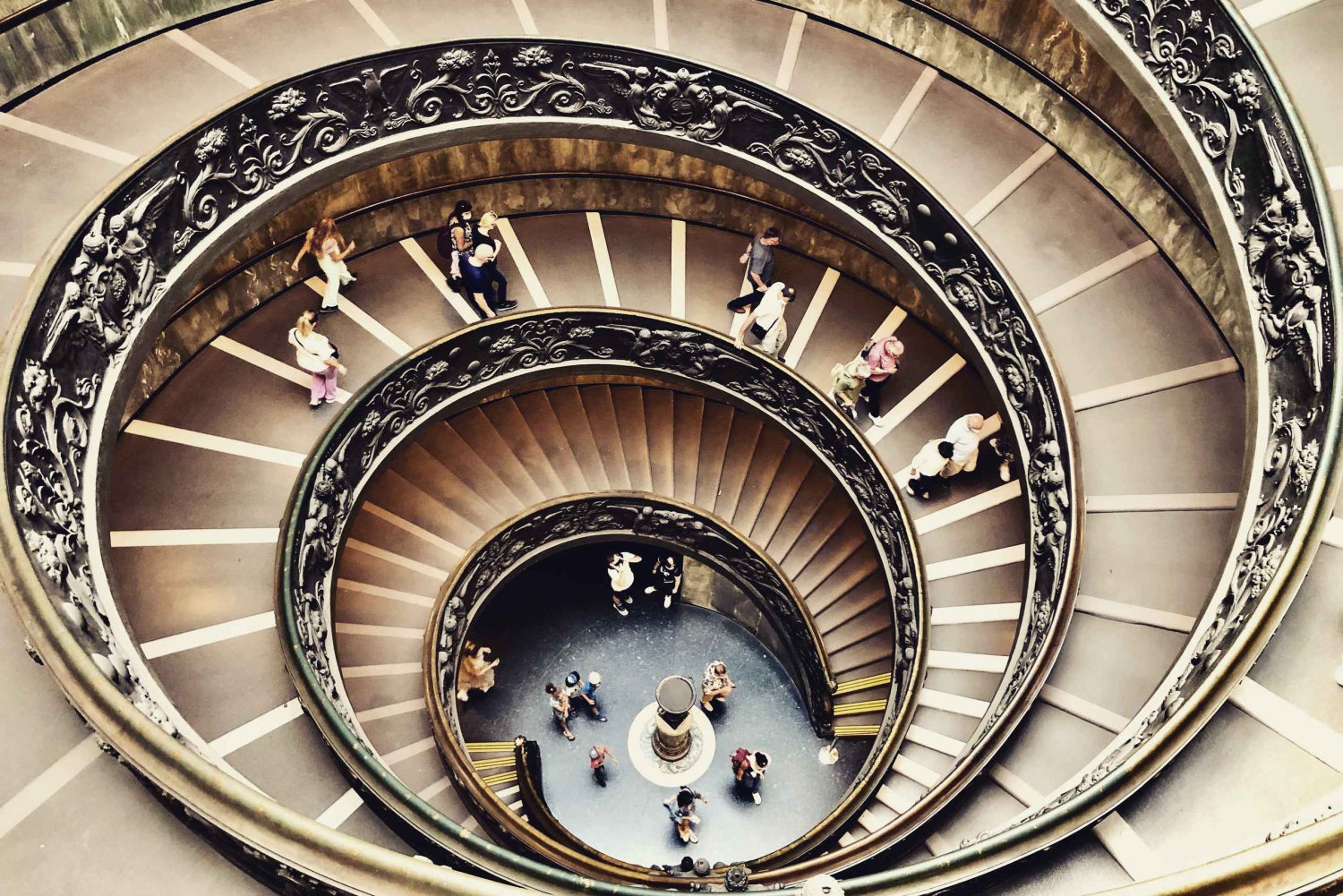 Rome: Vatican, Sistine Chapel, and St Peter's Private Tour