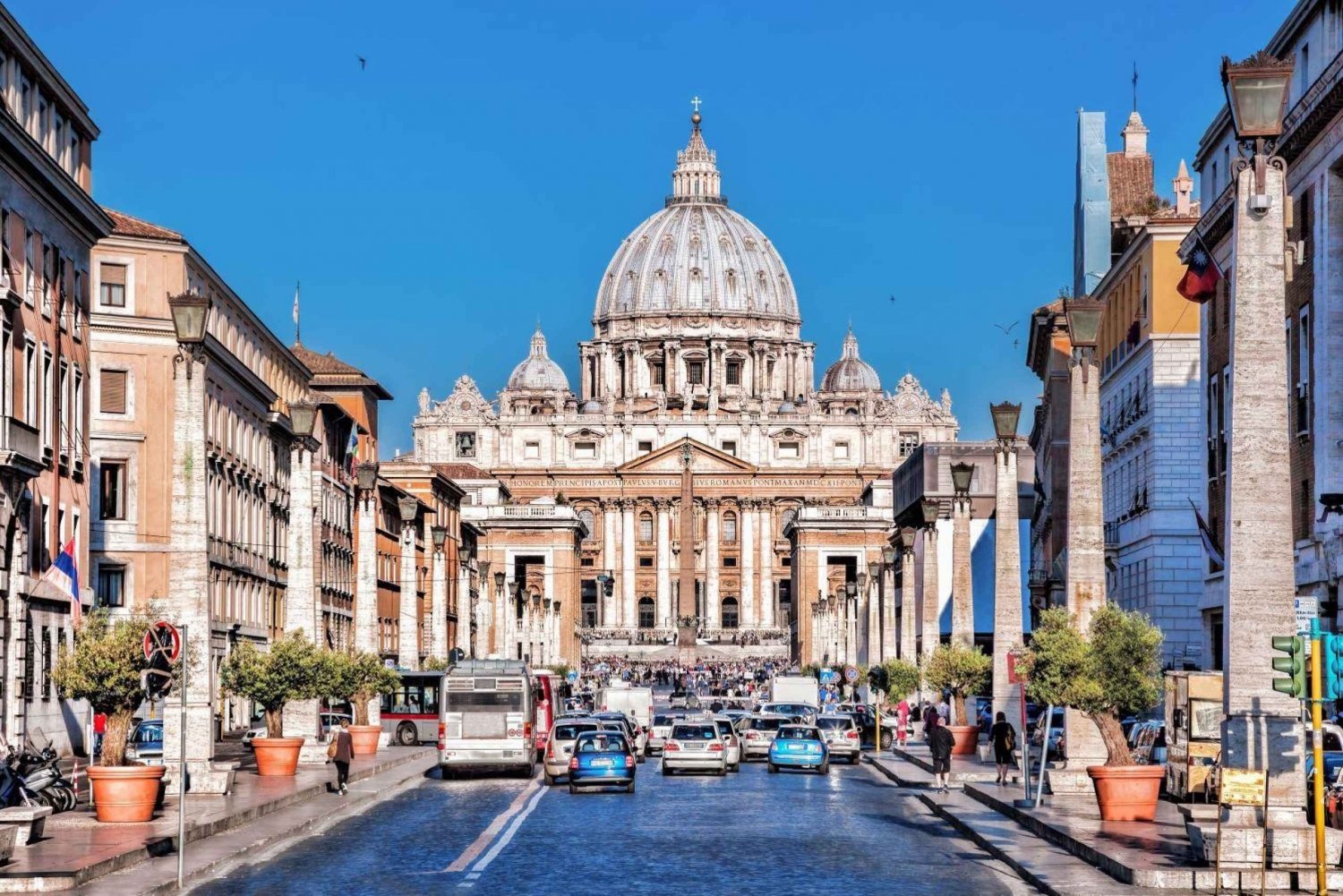 Rome: Vatican & Sistine Chapel Ticket with Audio Guided Tour