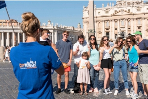 Rome: Full-Day Colosseum, Vatican Museums & St Peter's Tour