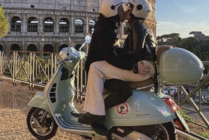 Roma: aluguer diário de Vespa 125cc (Roma Termini e Vaticano)